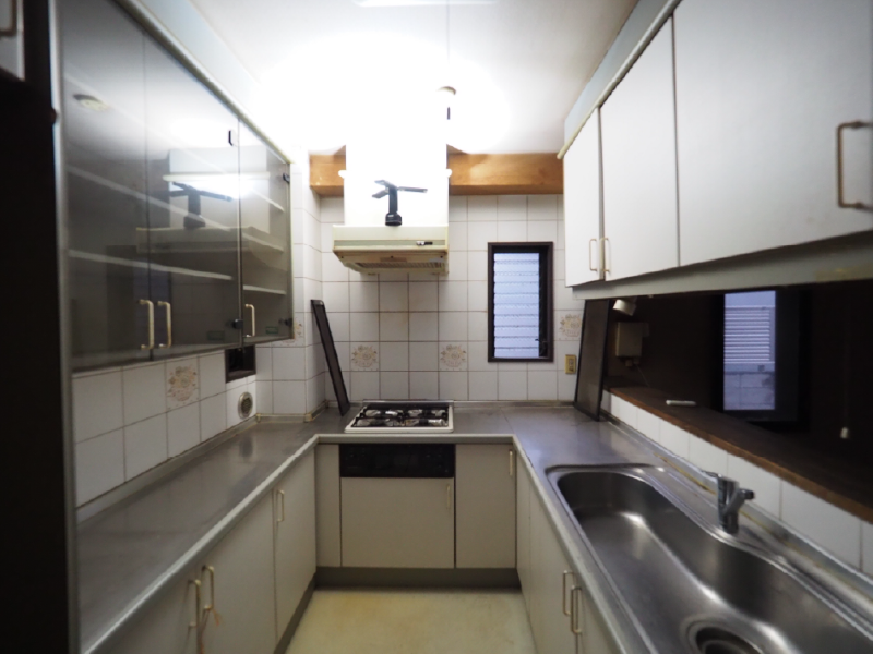 P4230093_キッチン-BF1.png