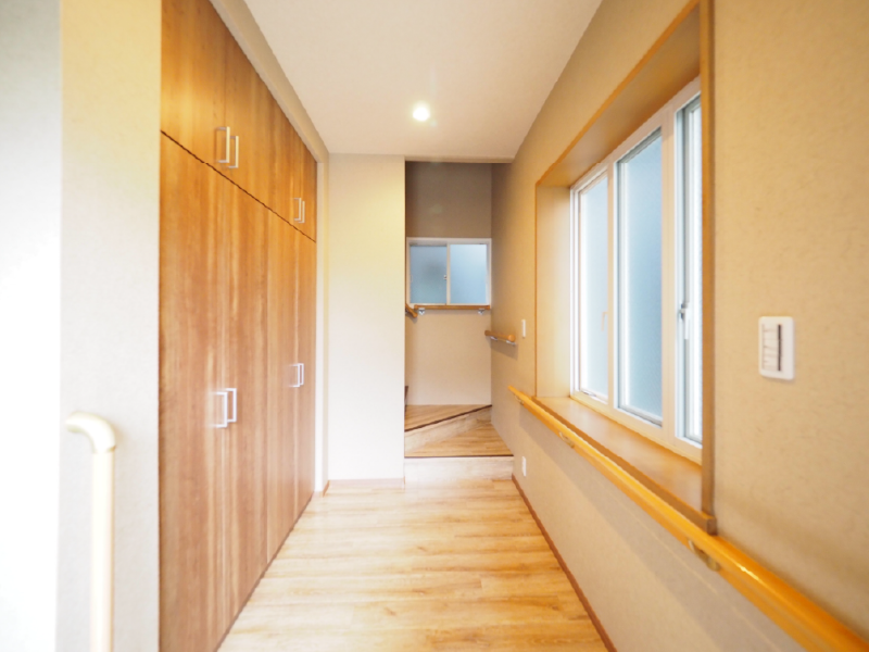 袋野様邸HP掲載用_1F廊下-AF.png